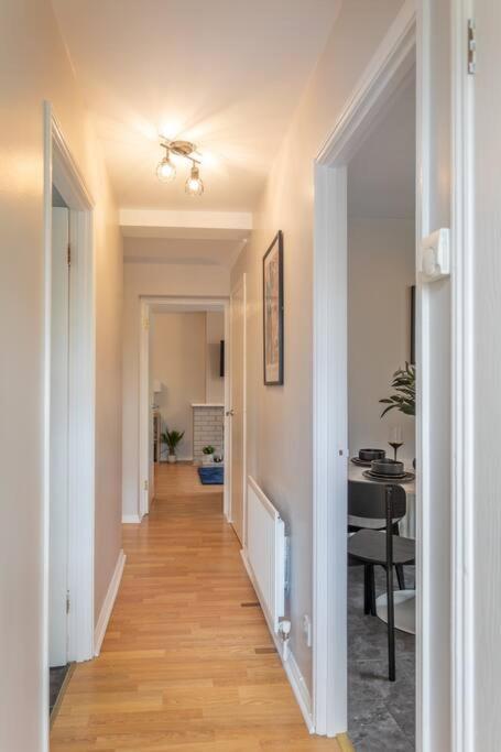 Templepatrick Family Home Beside The Rabbit Hotel 외부 사진